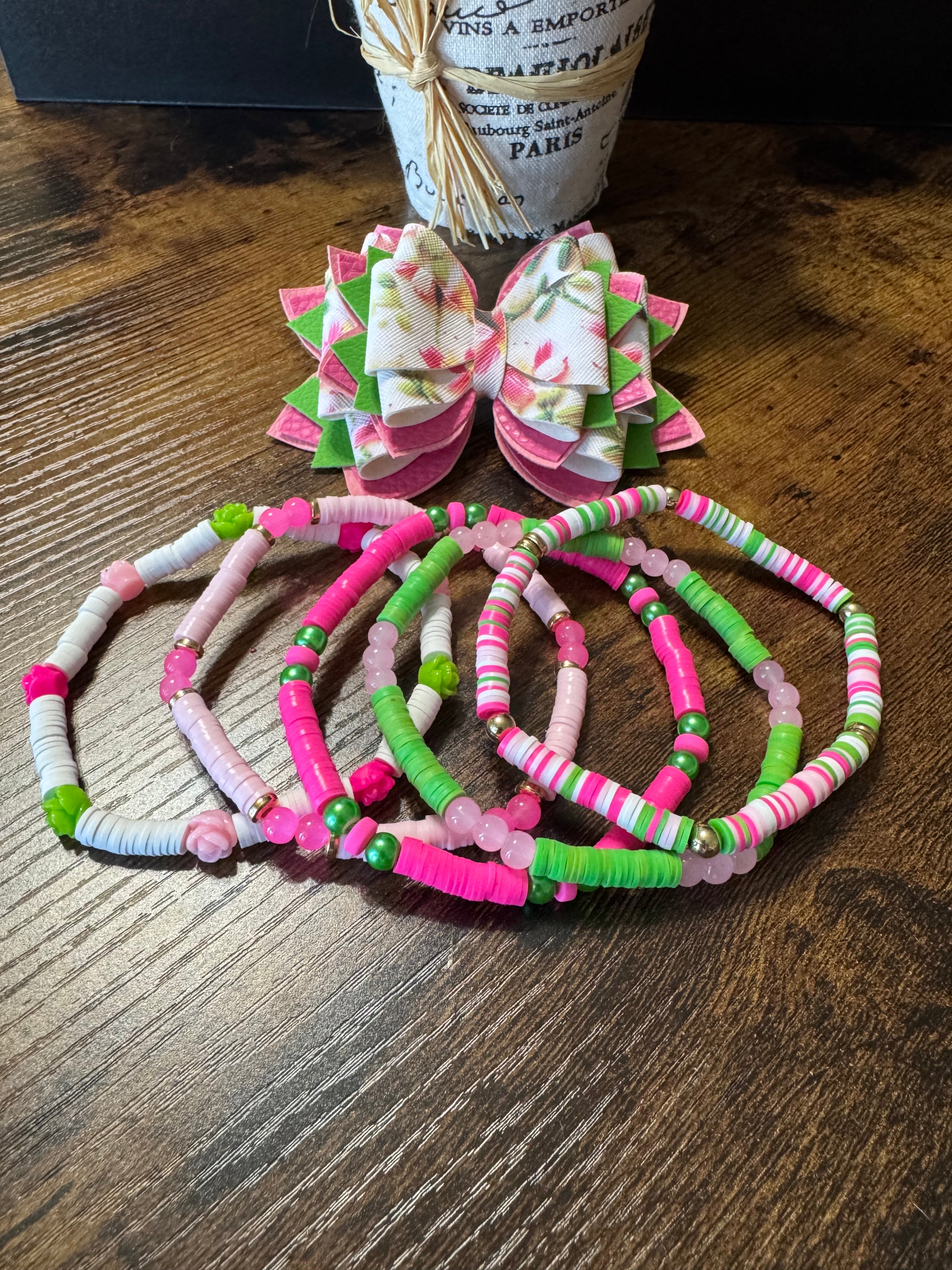 Bright pink, green, white flower Stanley, Tumbler Bow and boot bracelet set