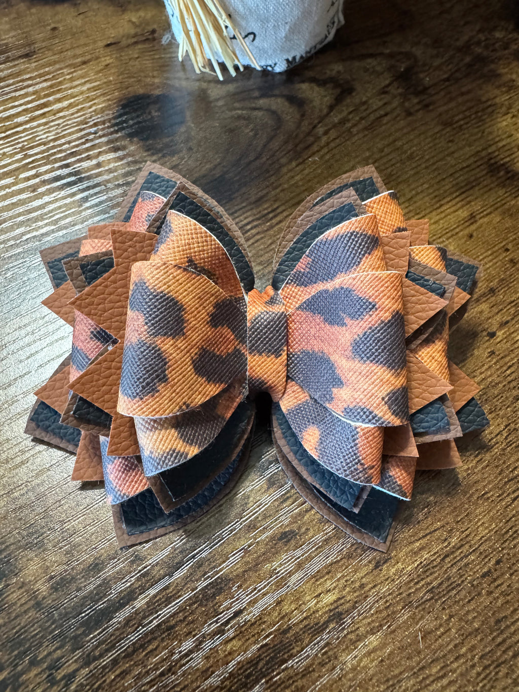 Leopard Stanley, Tumbler Bow and boot bracelet set