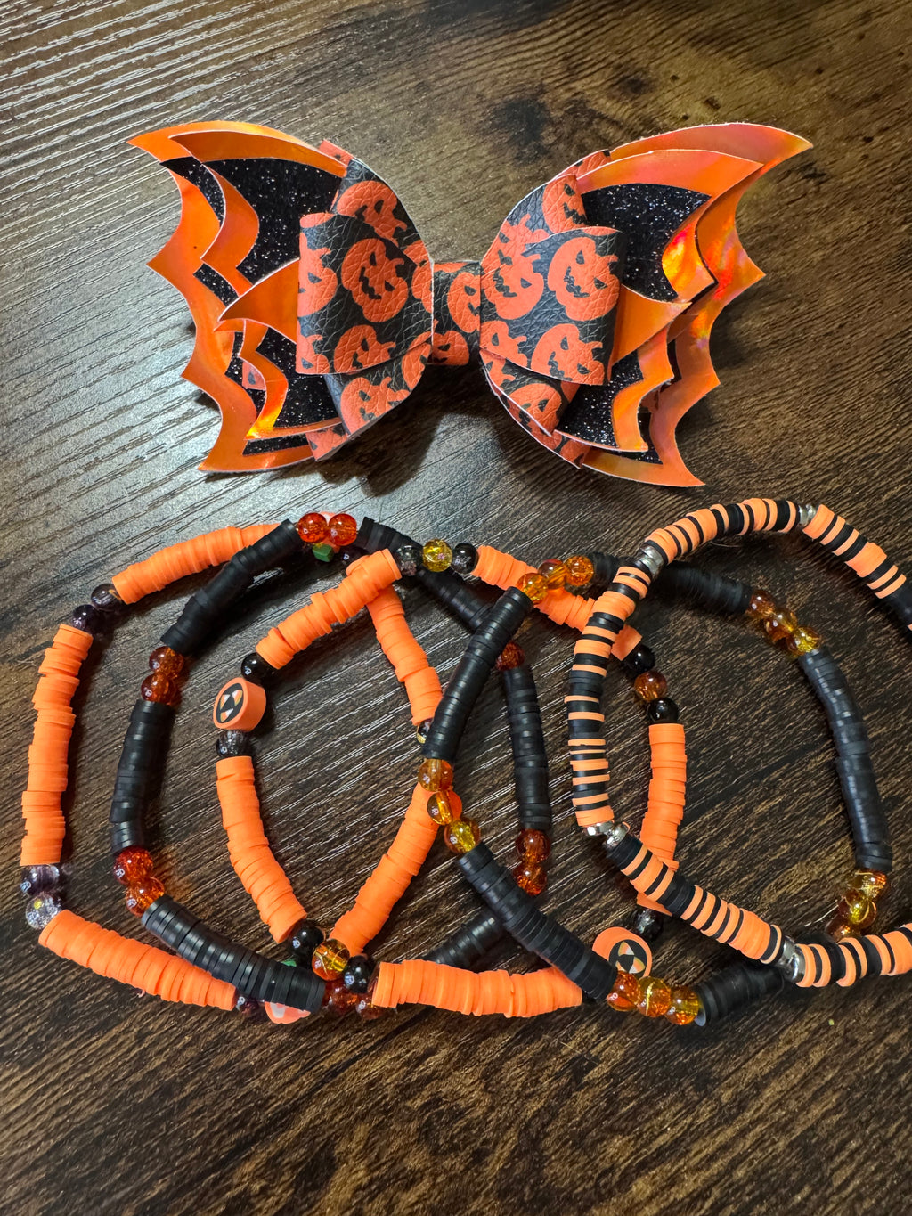 Stanley, Tumbler Halloween bat  pumpkin Bow and boot bracelet set