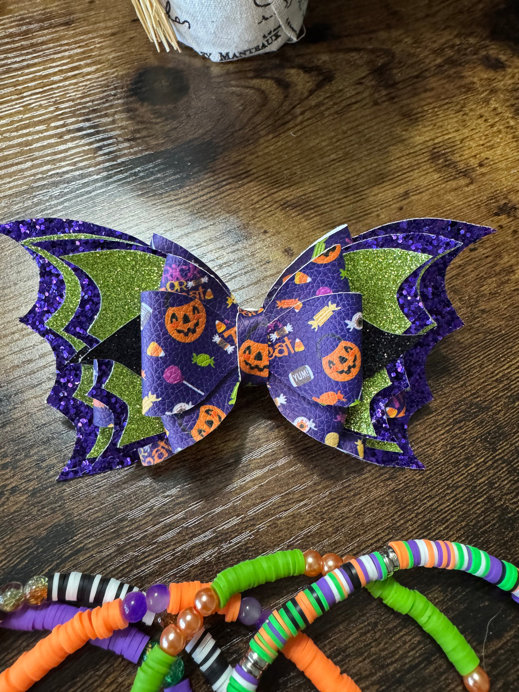 Lime green, purple glittery Pumpkin Bat Stanley, Tumbler Halloween Bow and boot bracelet set
