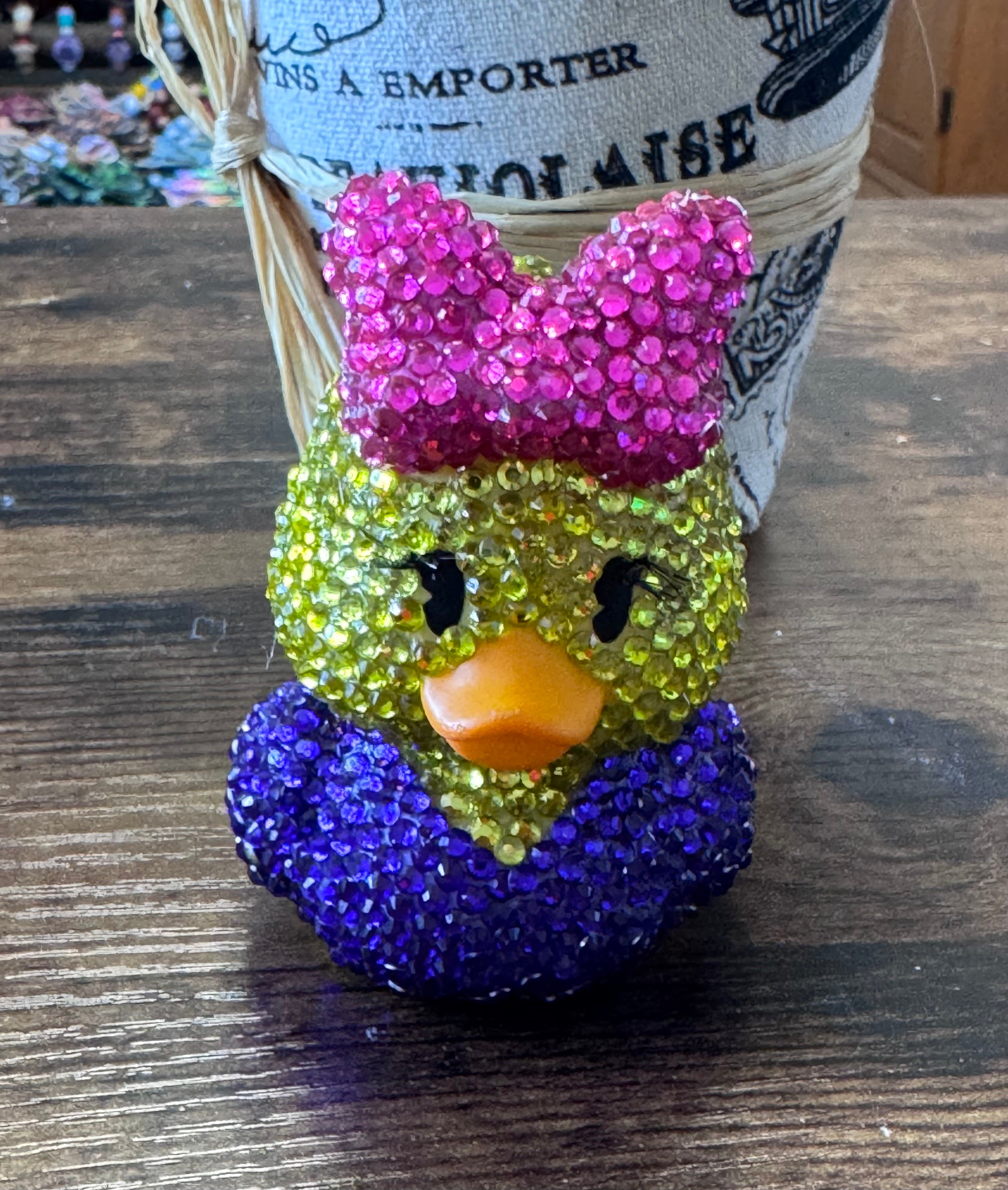 Disney Daisy bling bedazzled rhinestone duck